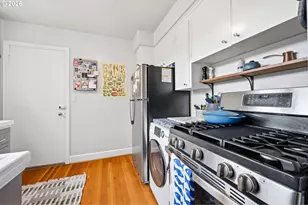 1631 SE Washington St, Portland, OR 97214 - Photo 15
