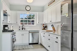 2390 S Edgewood St, Seaside, OR 97138 - Photo 9