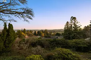 1663 SW Westwood Dr, Portland, OR 97239 - Photo 45