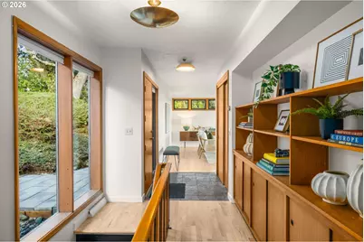 1663 SW Westwood Dr, Portland, OR 97239 - Photo 3