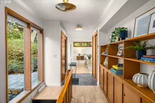 1663 SW Westwood Dr, Portland, OR 97239 - Photo 3