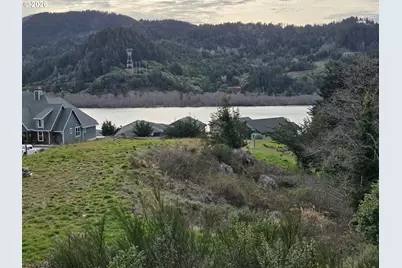 Hume Rd #302, Gold Beach, OR 97444 - Photo 23