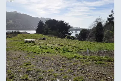Hume Rd #302, Gold Beach, OR 97444 - Photo 31