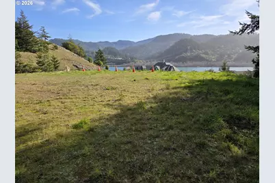 Hume Rd #302, Gold Beach, OR 97444 - Photo 1