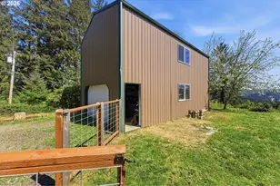 63328 Everest Rd, Coos Bay, OR 97420 - Photo 5