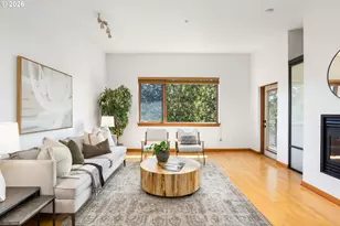 7910 SW 31st Ave, Portland, OR 97219 - Photo 5