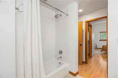 7910 SW 31st Ave #404, Portland, OR 97219 - Photo 21