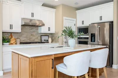 1127 N 41st Pl, Ridgefield, WA 98642 - Photo 9