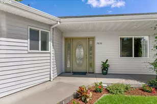 3035 E 12th St, The Dalles, OR 97058 - Photo 3