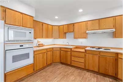 3035 E 12th St, The Dalles, OR 97058 - Photo 13