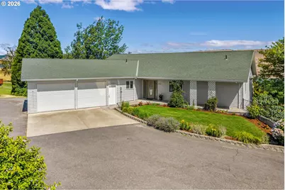 3035 E 12th St, The Dalles, OR 97058 - Photo 1
