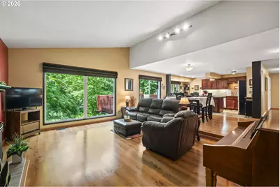 3910 SE El Camino Dr, Gresham, OR 97080 - Photo 11
