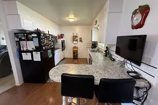 8605 NW 9th Ave, Vancouver, WA 98665 - Photo 5