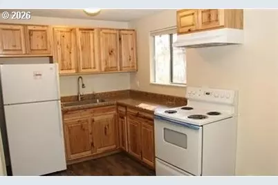 3007 E 33rd St, Vancouver, WA 98661 - Photo 3