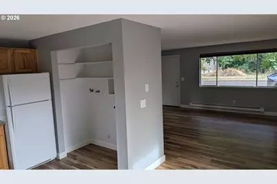 3007 E 33rd St, Vancouver, WA 98661 - Photo 9