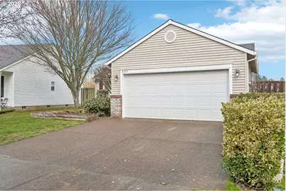 2315 SW Hannah Cir, McMinnville, OR 97128 - Photo 3