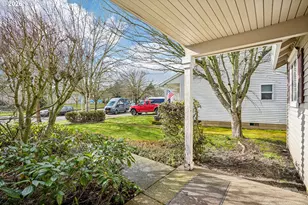 2315 SW Hannah Cir, McMinnville, OR 97128 - Photo 5