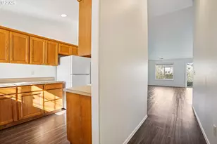 2315 SW Hannah Cir, McMinnville, OR 97128 - Photo 11