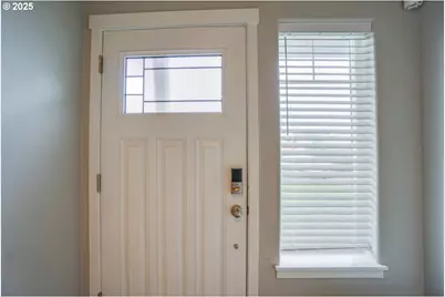 10409 NE 63rd Cir, Vancouver, WA 98662 - Photo 5