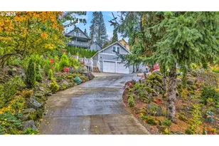 704 3rd Ave, Oregon City, OR 97045 - Photo 1