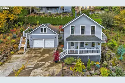 704 3rd Ave, Oregon City, OR 97045 - Photo 1