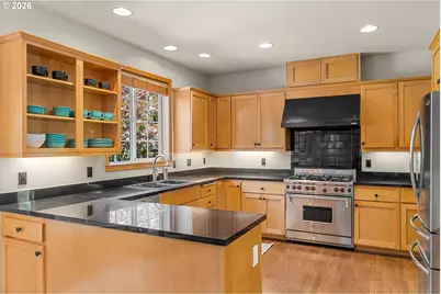 639 NW Fremont St, Camas, WA 98607 - Photo 11