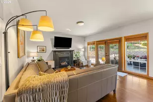 639 NW Fremont St, Camas, WA 98607 - Photo 17