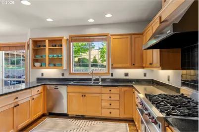 639 NW Fremont St, Camas, WA 98607 - Photo 13
