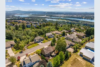 639 NW Fremont St, Camas, WA 98607 - Photo 35