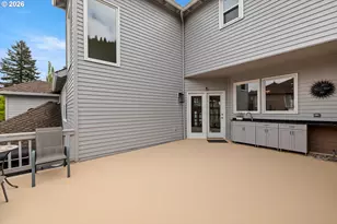 745 SW 67th Pl, Portland, OR 97225 - Photo 9