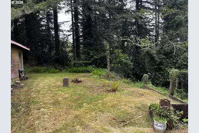 83027 Siltcoos Station Rd, Westlake, OR 97493 - Photo 13