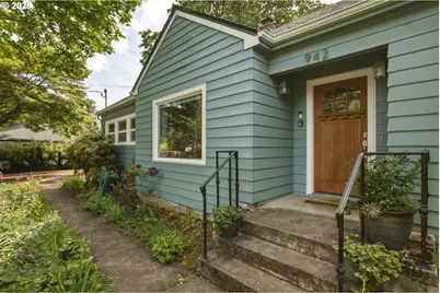 942 Fairway Dr, Eugene, OR 97404 - Photo 3