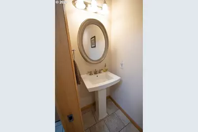 19784 E Victory Ln, Sandy, OR 97055 - Photo 17