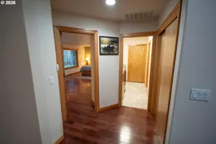 19784 E Victory Ln, Sandy, OR 97055 - Photo 11