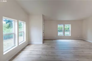 1038 Hillside Dr, Cottage Grove, OR 97424 - Photo 3