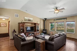 47364 Lyons Mill City Dr, Lyons, OR 97358 - Photo 9