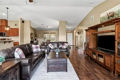 47364 Lyons Mill City Dr, Lyons, OR 97358 - Photo 11