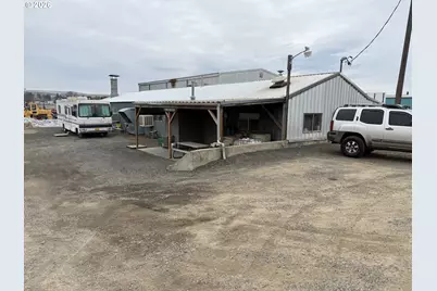 310 Golf Course Rd, Enterprise, OR 97828 - Photo 3