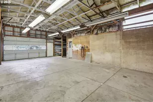 2541 Marcola Rd, Springfield, OR 97477 - Photo 7