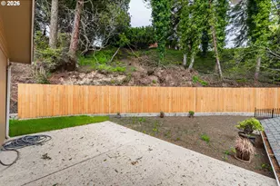 2143 Ash St, North Bend, OR 97459 - Photo 33