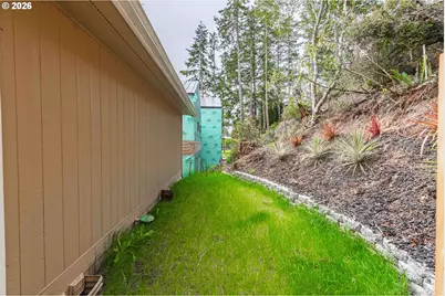 2143 Ash St, North Bend, OR 97459 - Photo 35