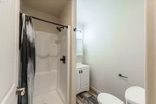 2143 Ash St, North Bend, OR 97459 - Photo 17