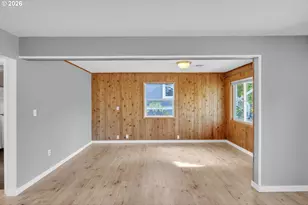 8000 N Woolsey Ave, Portland, OR 97203 - Photo 7