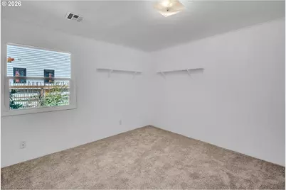 8000 N Woolsey Ave, Portland, OR 97203 - Photo 17