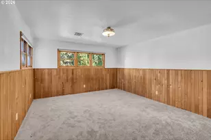 8000 N Woolsey Ave, Portland, OR 97203 - Photo 15