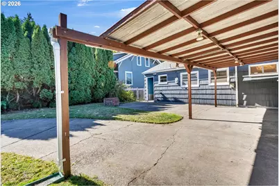 8000 N Woolsey Ave, Portland, OR 97203 - Photo 23