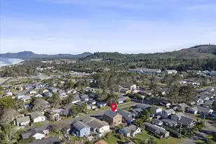 333 NW 58th St, Newport, OR 97365 - Photo 47