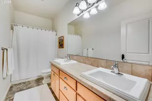 13658 SE Snowfire Dr, Happy Valley, OR 97086 - Photo 33