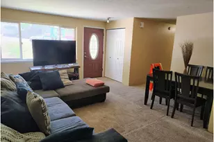 112 Laguna Ct, Roseburg, OR 97471 - Photo 3