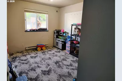 112 Laguna Ct, Roseburg, OR 97471 - Photo 17